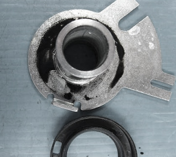 Tendeur contaminé à l'huile