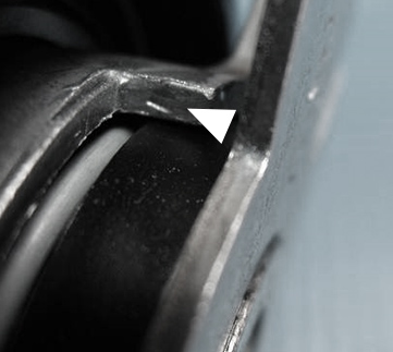 Marques de contact sur les butées du bras